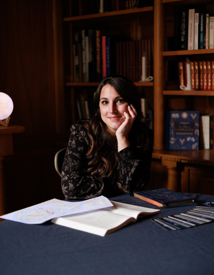 Photographie d'Anaïs fondatrice de Celeste Ceremonia